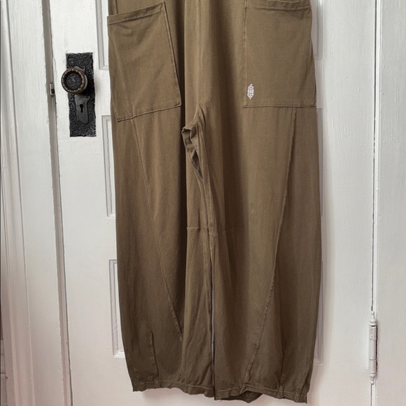 FREE PEOPLE MOVEMENT HOT SHOT TEE ONESIE JUMPSUIT - Picture 4 of 13